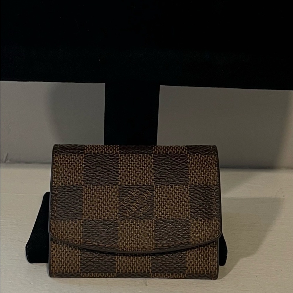 ✨Authentic Louis Vuitton Damier Ebene Cufflink Case✨